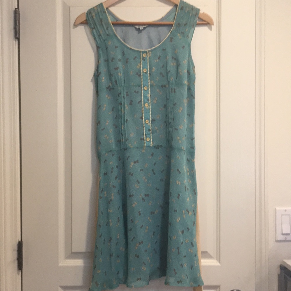 cute turquoise dress with bows